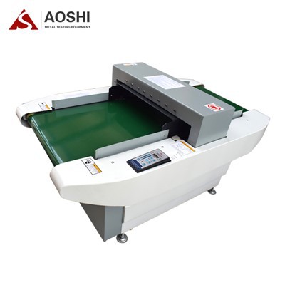 فاحص الإبرة المعدنية